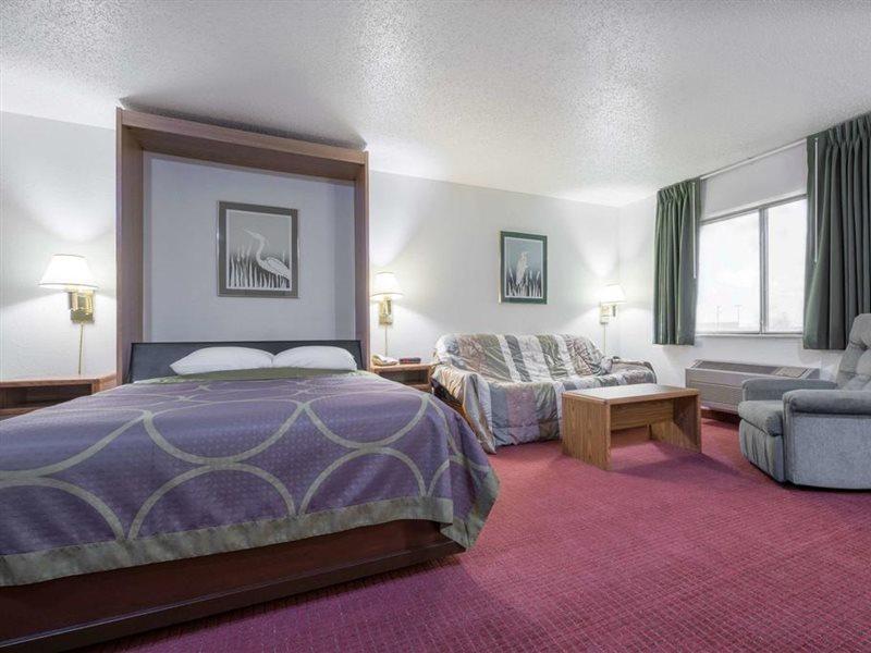 Super 8 By Wyndham Fond Du Lac Eksteriør bilde