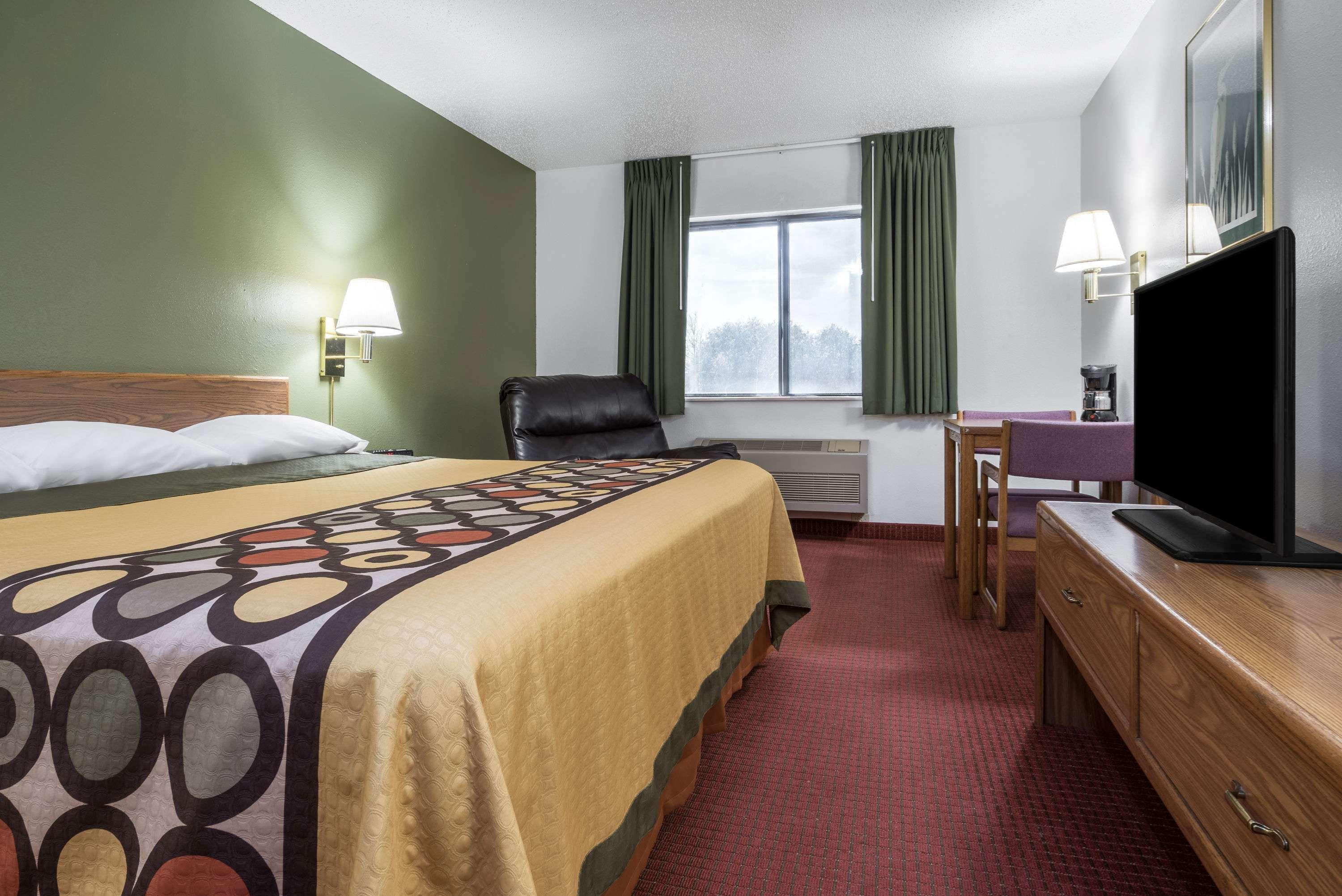 Super 8 By Wyndham Fond Du Lac Eksteriør bilde